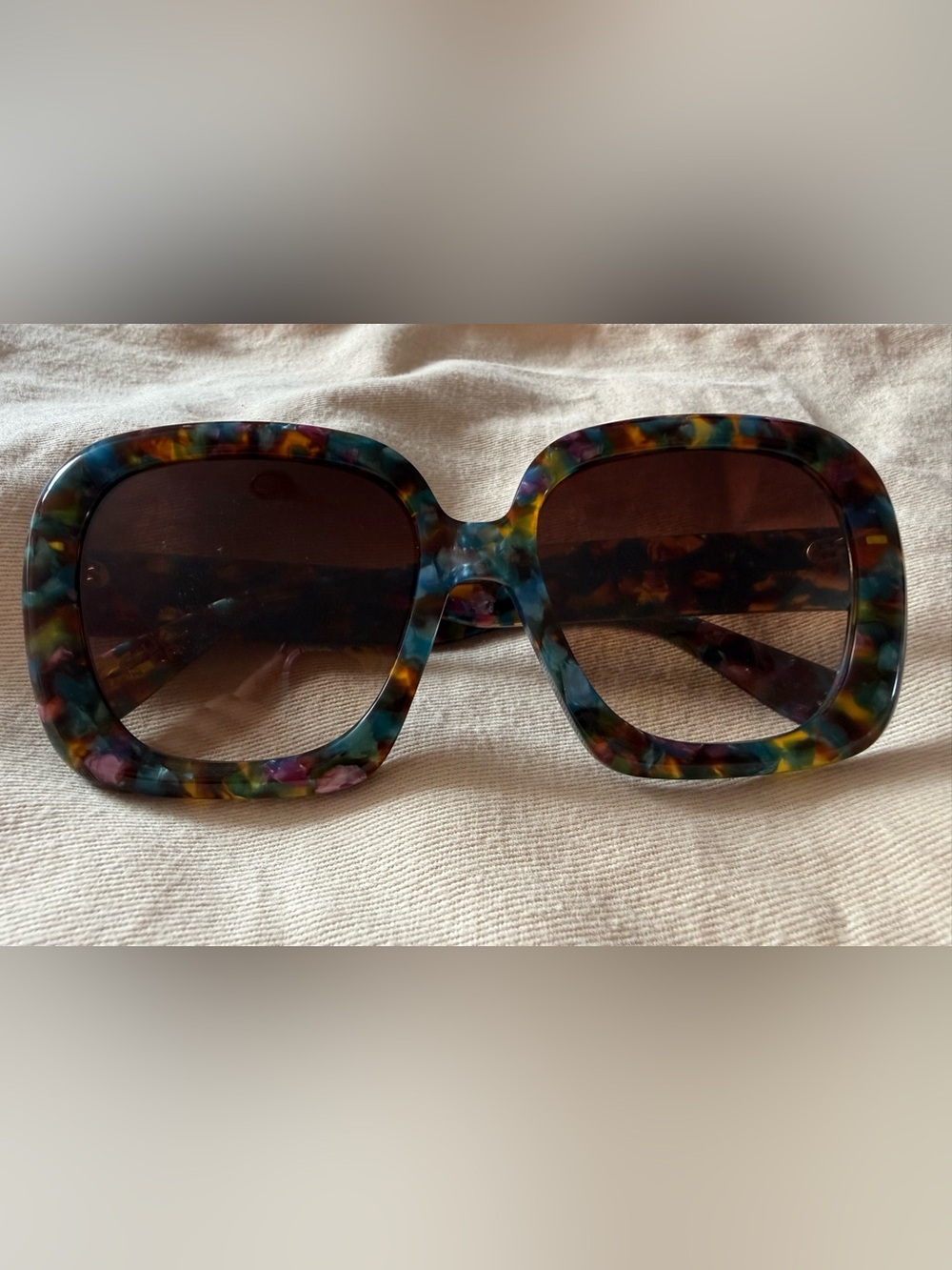 Lele Sadoughi Multicolor Tortoiseshell Oversized Square Sunglasses